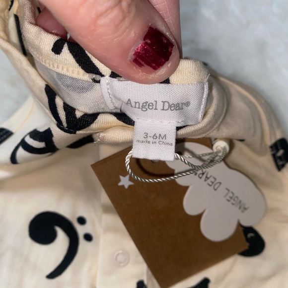 NWT Angel Dear Romper - Picture 3 of 4